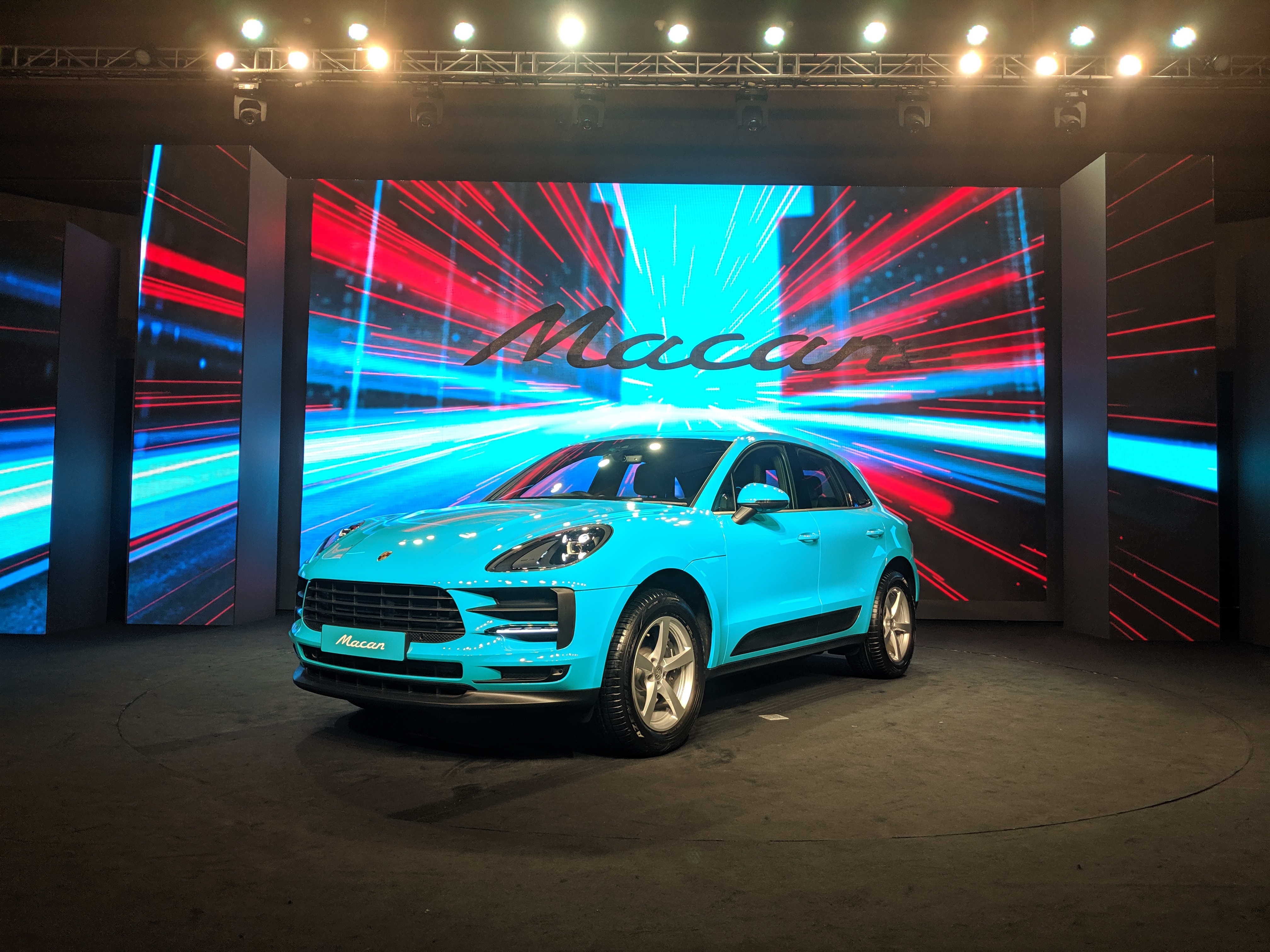 Porsche Macan facelift launched at Rs 69.9 lakh Porsche Macan facelift launched at Rs 69.9 lakh