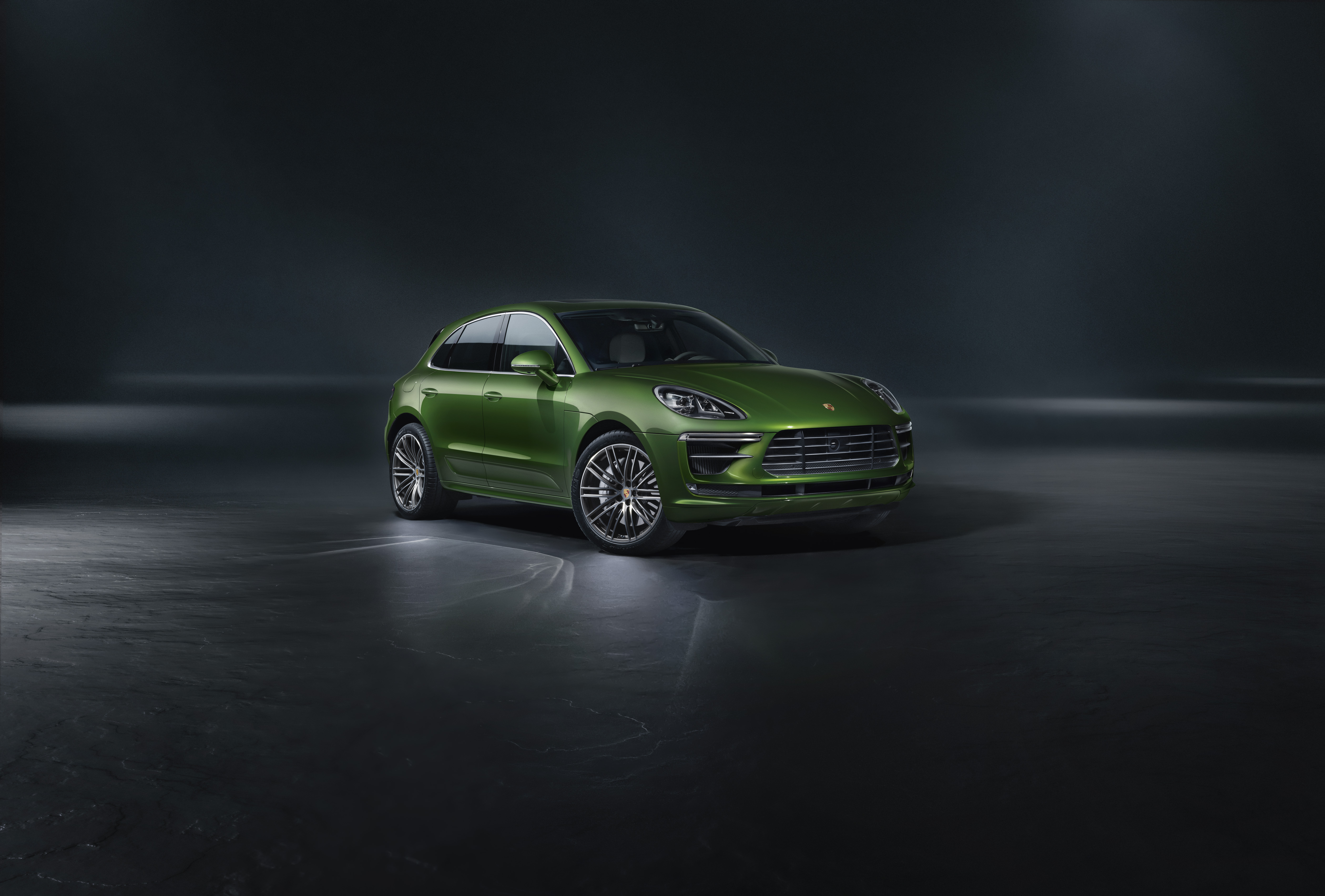 2019 Porsche Macan Turbo gets a 434bhp V6 engine 2019 Porsche Macan Turbo gets a 434bhp V6 engine