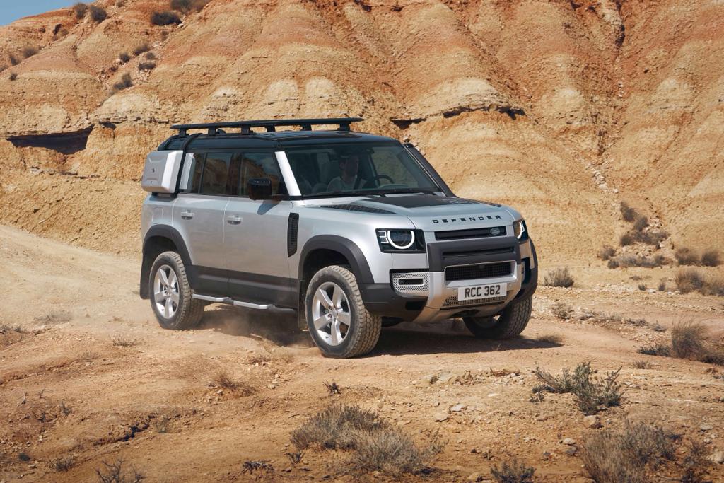 Land Rover unveils new Defender at Frankfurt Motor show   Land Rover unveils new Defender at Frankfurt Motor show  Â