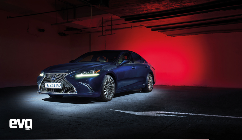 Lexus ES 300h: The silent killer Lexus ES 300h: The silent killer