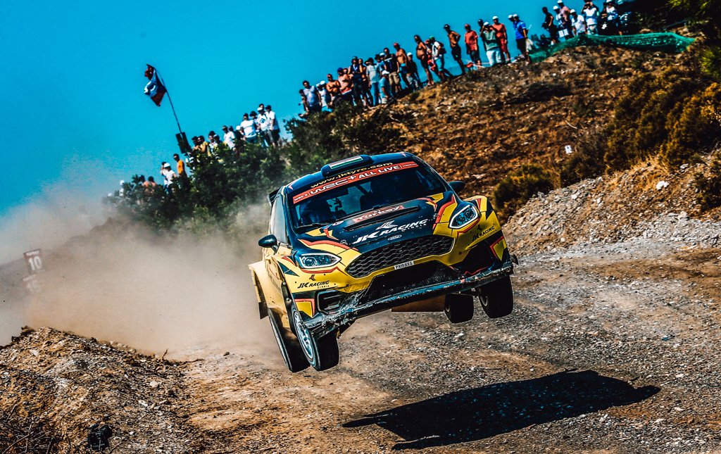 Tips from Gaurav Gill on how to drive better on dirt