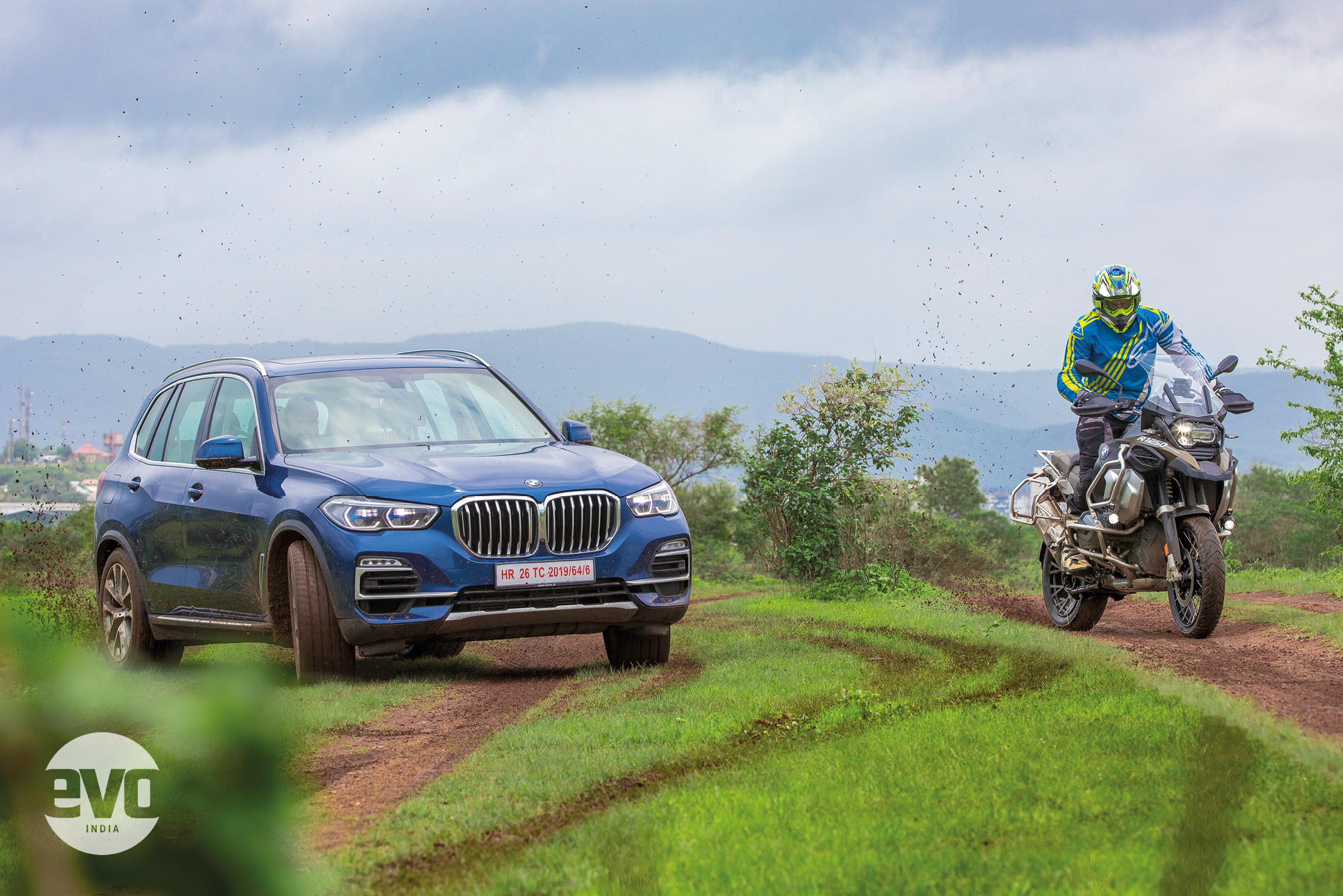 Blood brothers - BMW X5 and R 1250 GS      