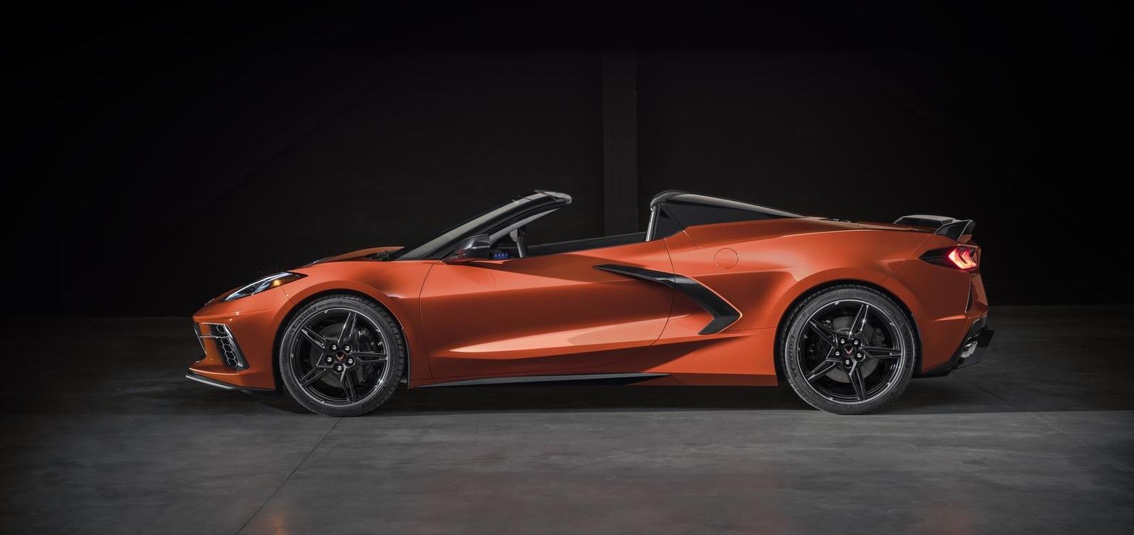 Chevrolet unveils convertible Corvette C8 Chevrolet unveils convertible Corvette C8