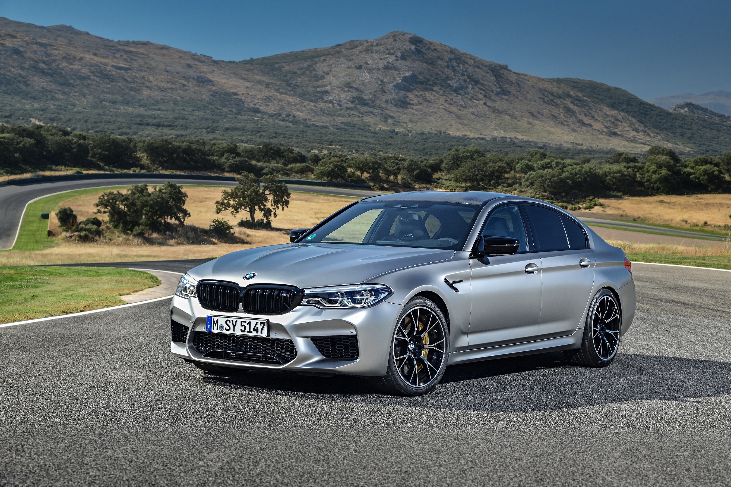 BMW launches the M5 Competition at Rs 1.55 crore   BMW launches the M5 Competition at Rs 1.55 crore  Â