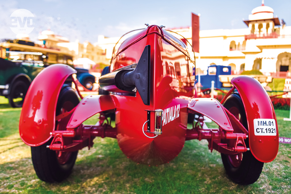 Cartier Concours d’Elegance: Classics on the royal lawns! Cartier Concours d’Elegance: Classics on the royal lawns!