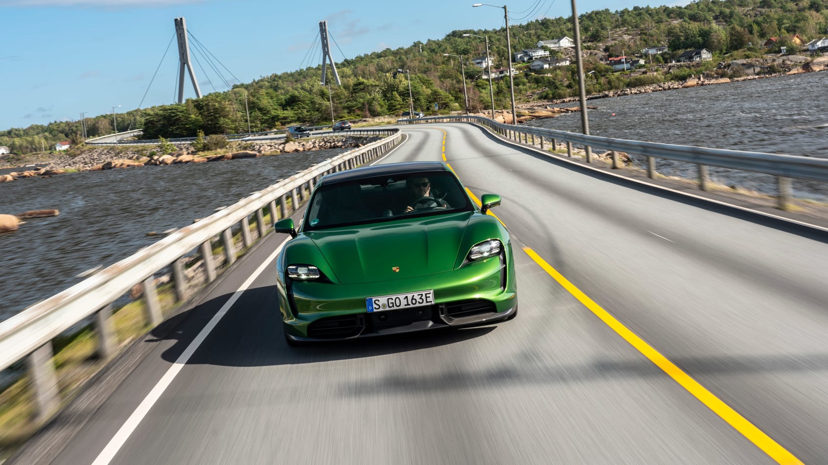 New Porsche Taycan review - better than the fastest version of Tesla Model S? New Porsche Taycan review - better than the fastest version of Tesla Model S?