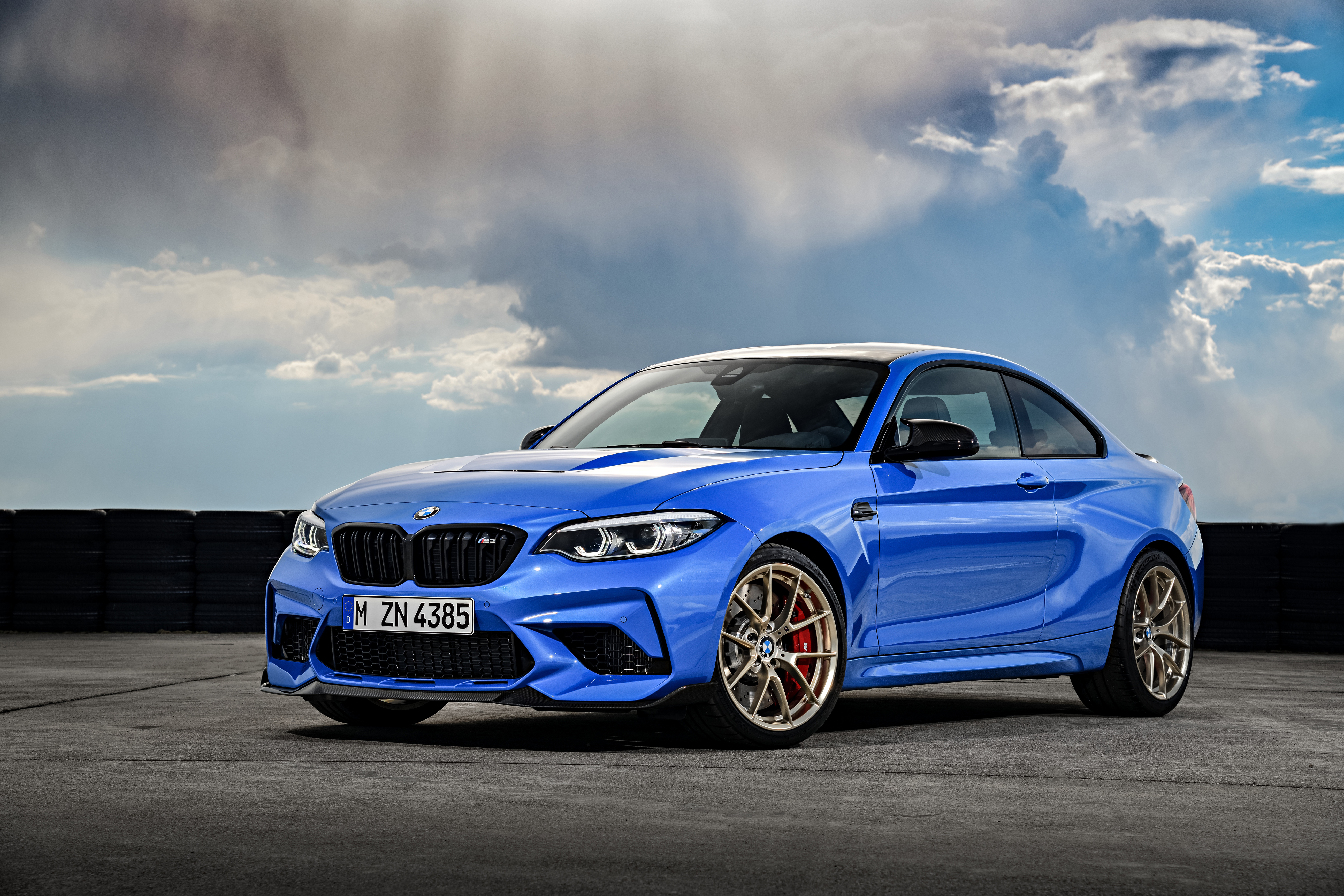 BMW unveils M2 CS: Wild just got wilder BMW unveils M2 CS: Wild just got wilder