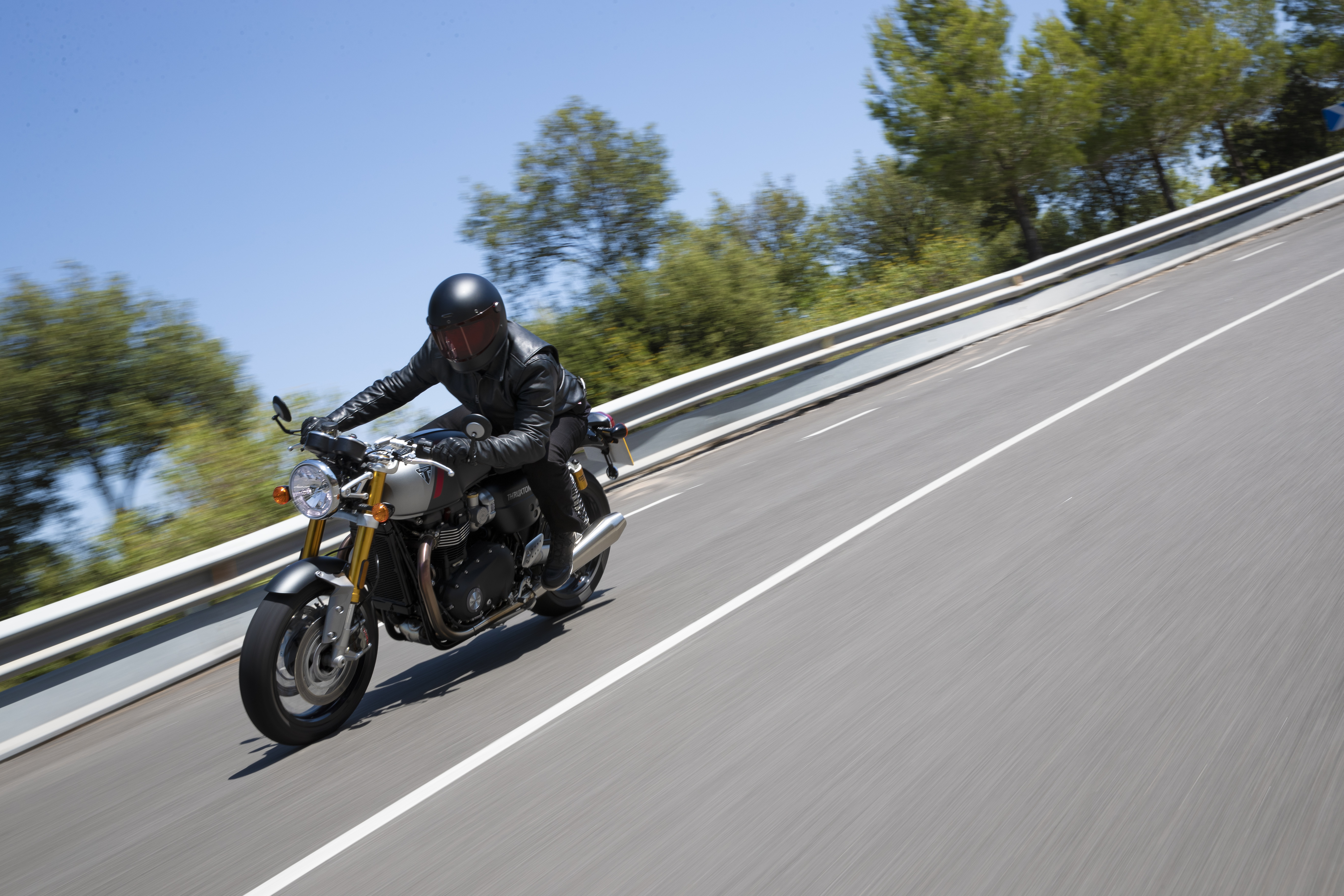EICMA 2019: Triumph showcases Thruxton RS, Bobber TFC, T100 and T120 Bud Ekins special editions EICMA 2019: Triumph showcases Thruxton RS, Bobber TFC, T100 and T120 Bud Ekins special editions