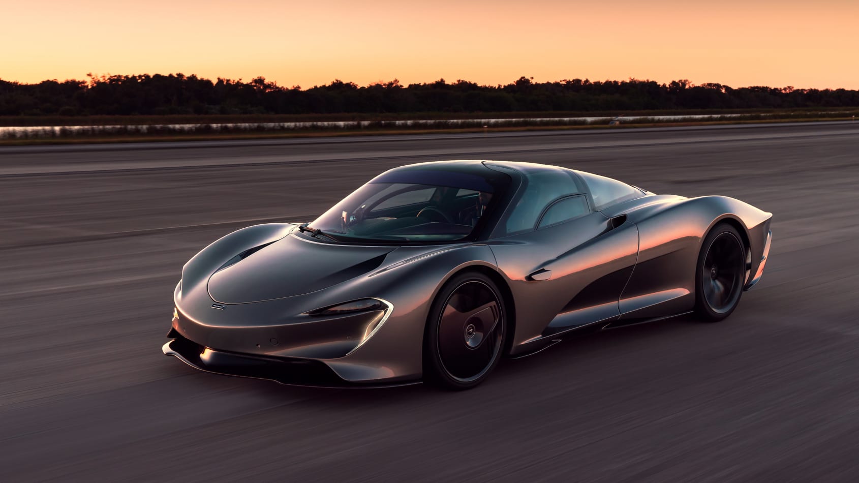 1055bhp McLaren Speedtail achieves 402kmph in testing   1055bhp McLaren Speedtail achieves 402kmph in testing Â