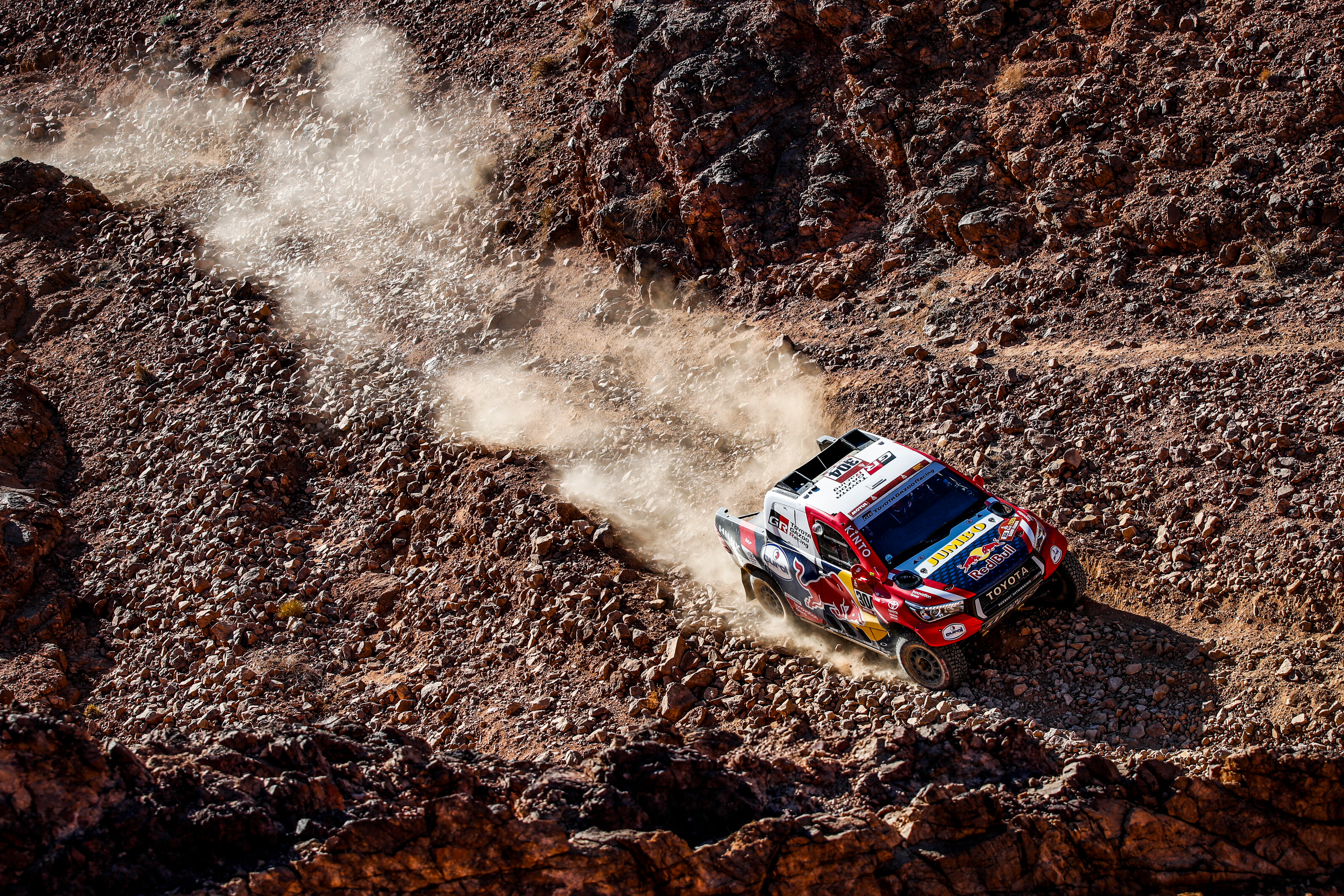 2020 Dakar: Giniel De Villiers charges ahead for the win in stage two, Ross Branch in top spot for the bikes 2020 Dakar: Giniel De Villiers charges ahead for the win in stage two, Ross Branch in top spot for the bikes