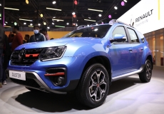Auto Expo 2020: Renault showcases the 1.3-litre turbo petrol powered Duster Auto Expo 2020: Renault showcases the 1.3-litre turbo petrol powered Duster