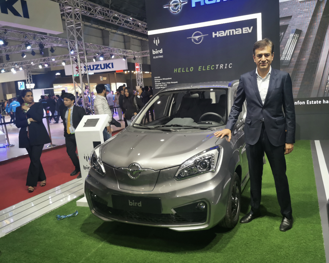 Auto Expo 2020: Haima showcases 8S SUV and 7X MPV Auto Expo 2020: Haima showcases 8S SUV and 7X MPV