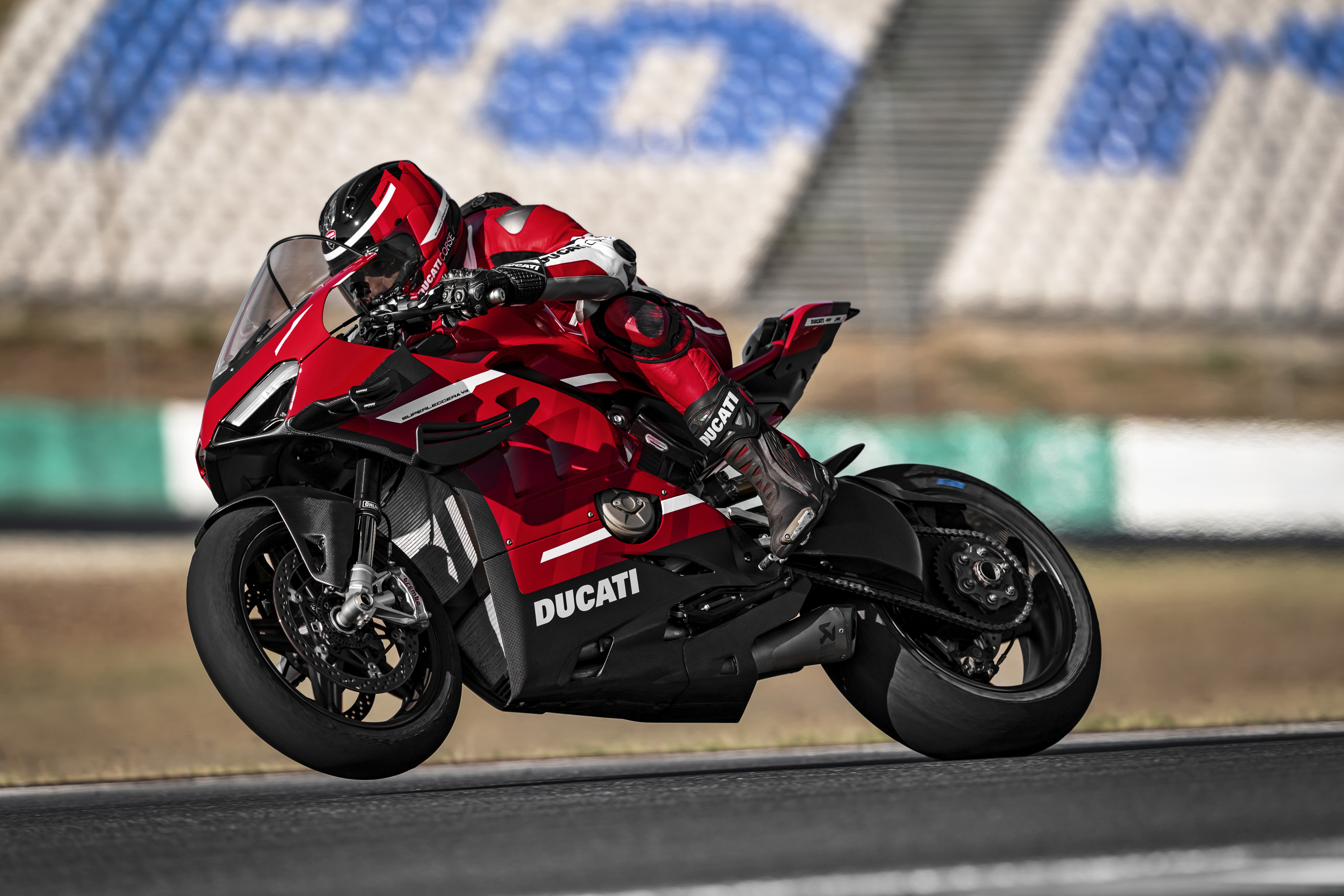 Ducati’s Superleggera V4 finally breaks cover! Ducati’s Superleggera V4 finally breaks cover!