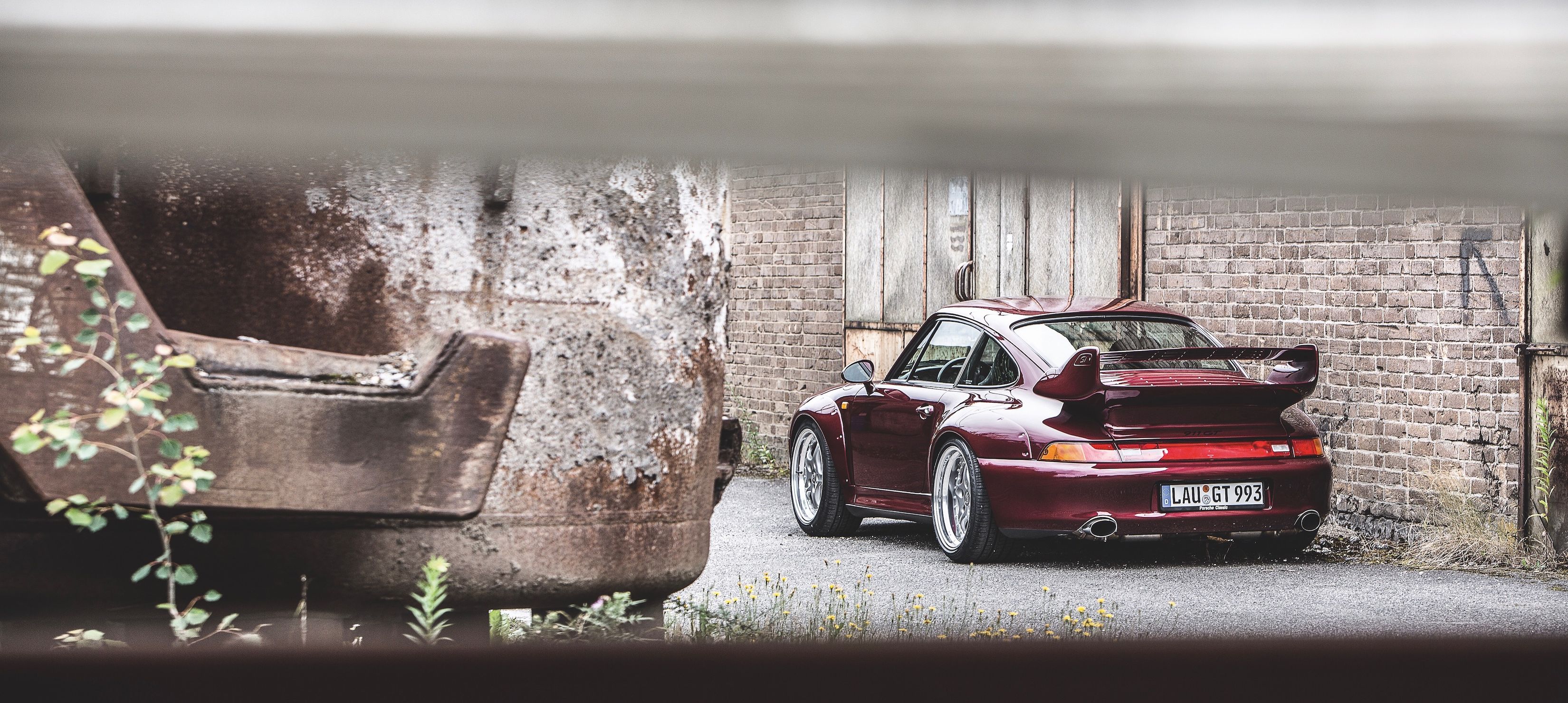 Taking a look back at the history of the Porsche 911 GT2 RS, aka the Widowmaker Taking a look back at the history of the Porsche 911 GT2 RS, aka the Widowmaker