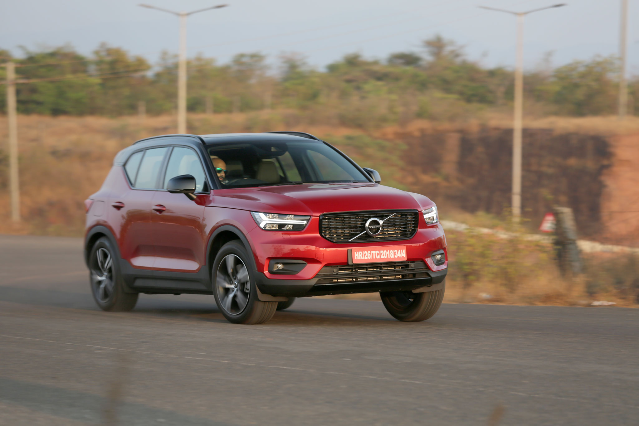 Volvo XC40 T4 R-Design First Drive: The XC40 goes petrol Volvo XC40 T4 R-Design First Drive: The XC40 goes petrol
