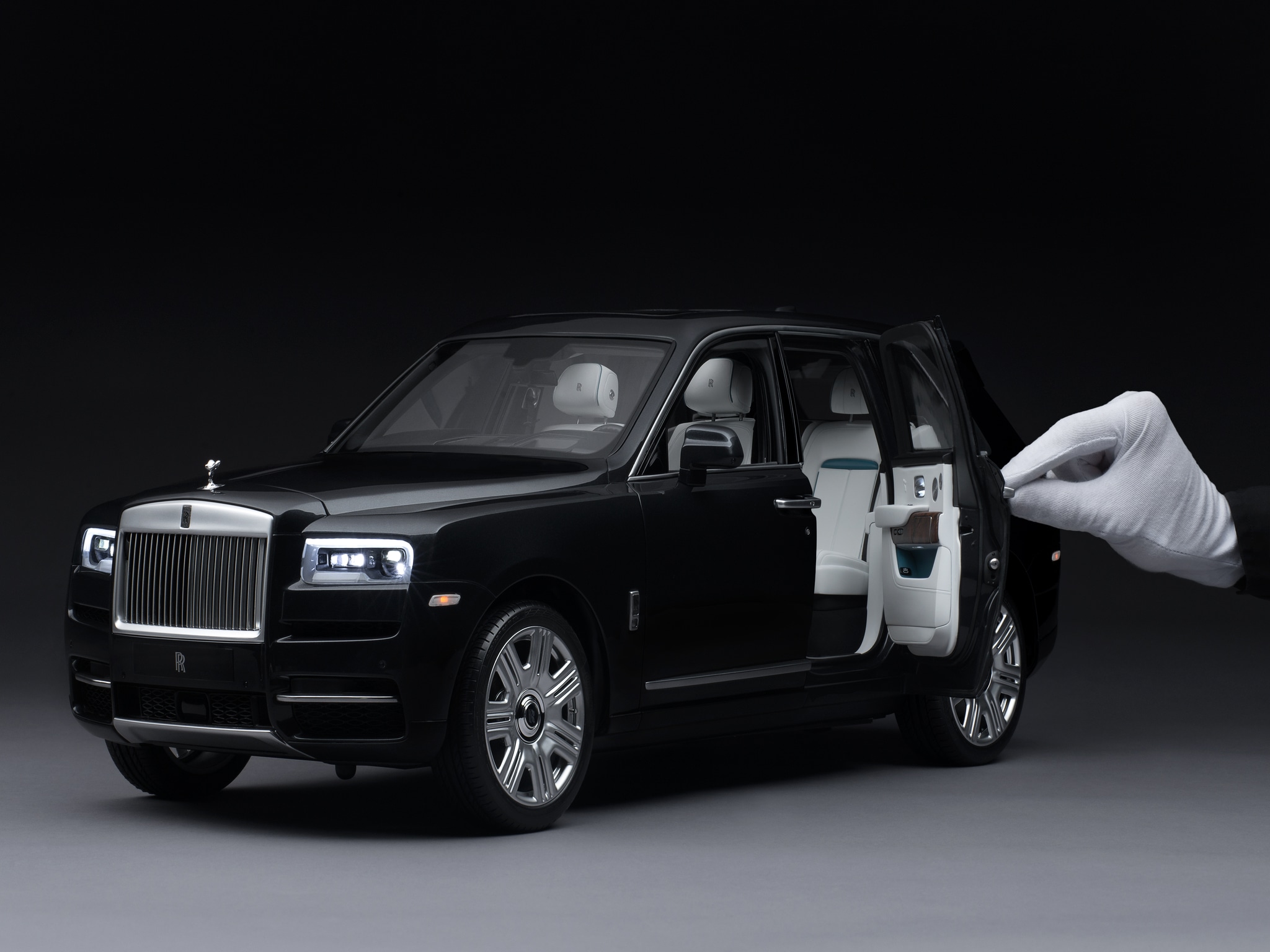 Rolls-Royce replicates the Cullinan, in 1:8 scale Rolls-Royce replicates the Cullinan, in 1:8 scale
