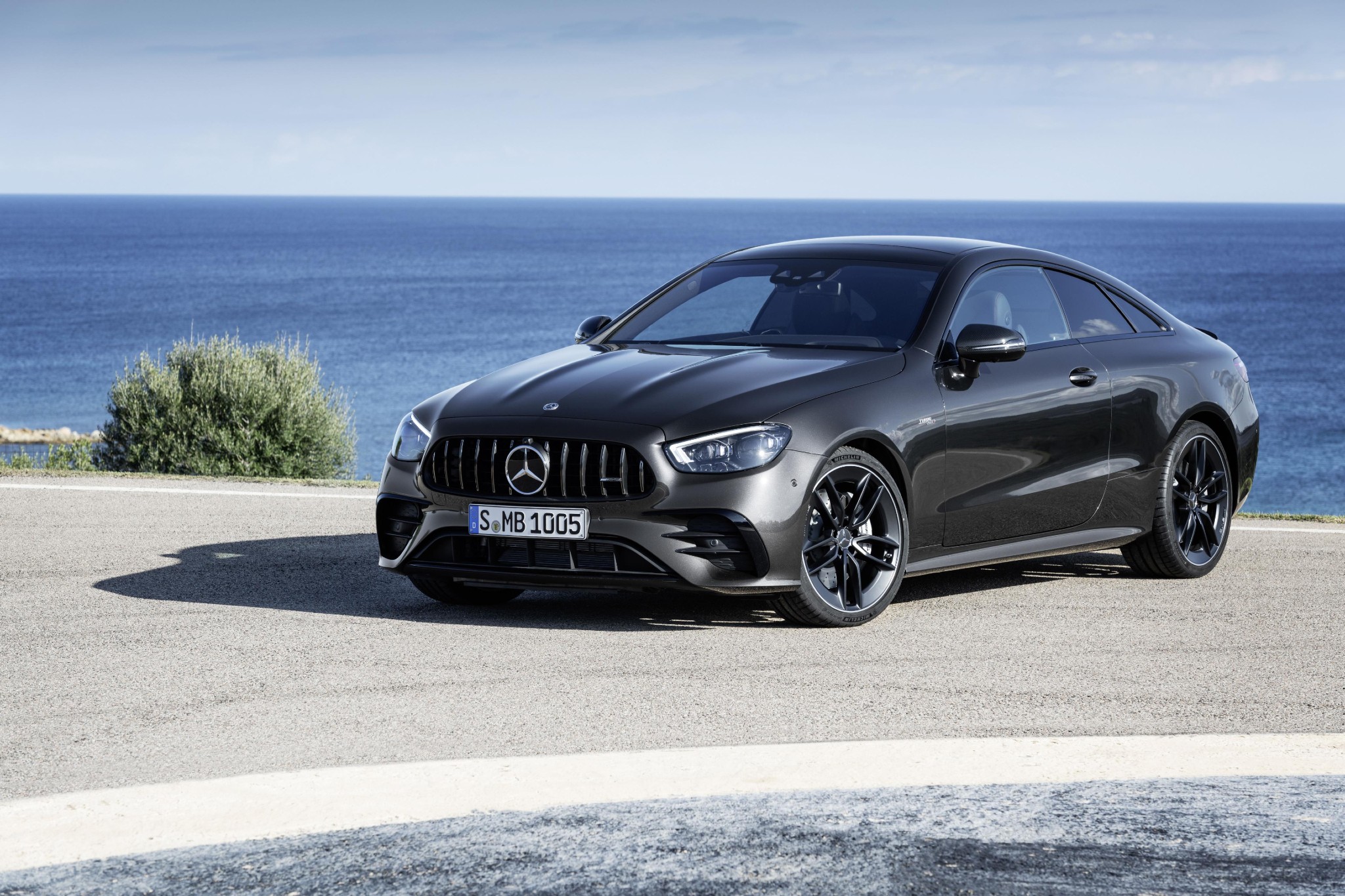 Mercedes-AMG showcases E 53 AMG 4Matic+ Coupe and Cabriolet Mercedes-AMG showcases E 53 AMG 4Matic+ Coupe and Cabriolet