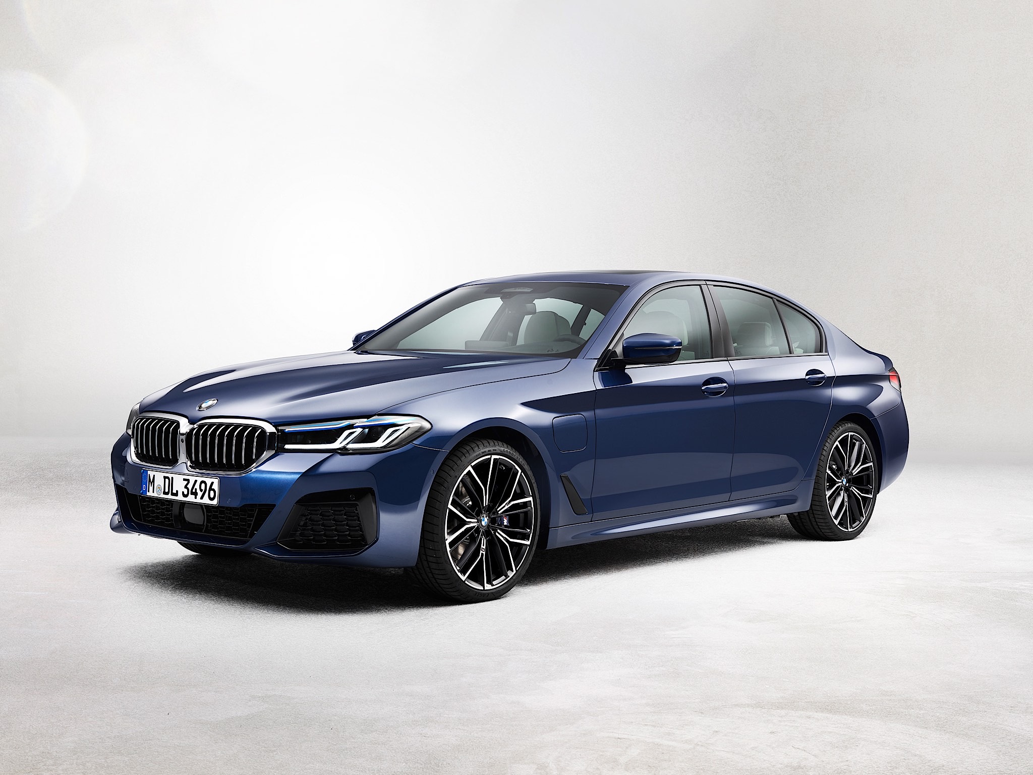 2021 BMW 5 Series revealed