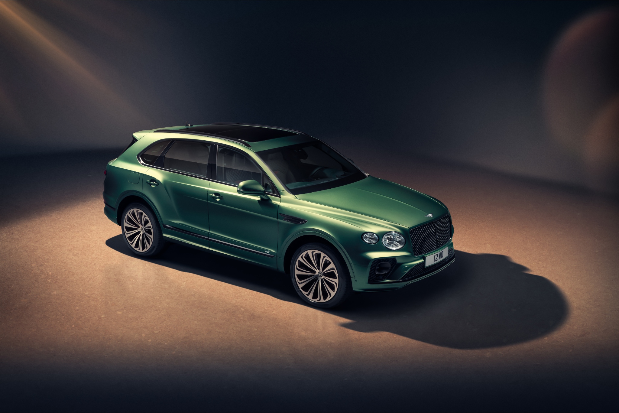 Bentley unveils the stylish new Bentayga Bentley unveils the stylish new Bentayga