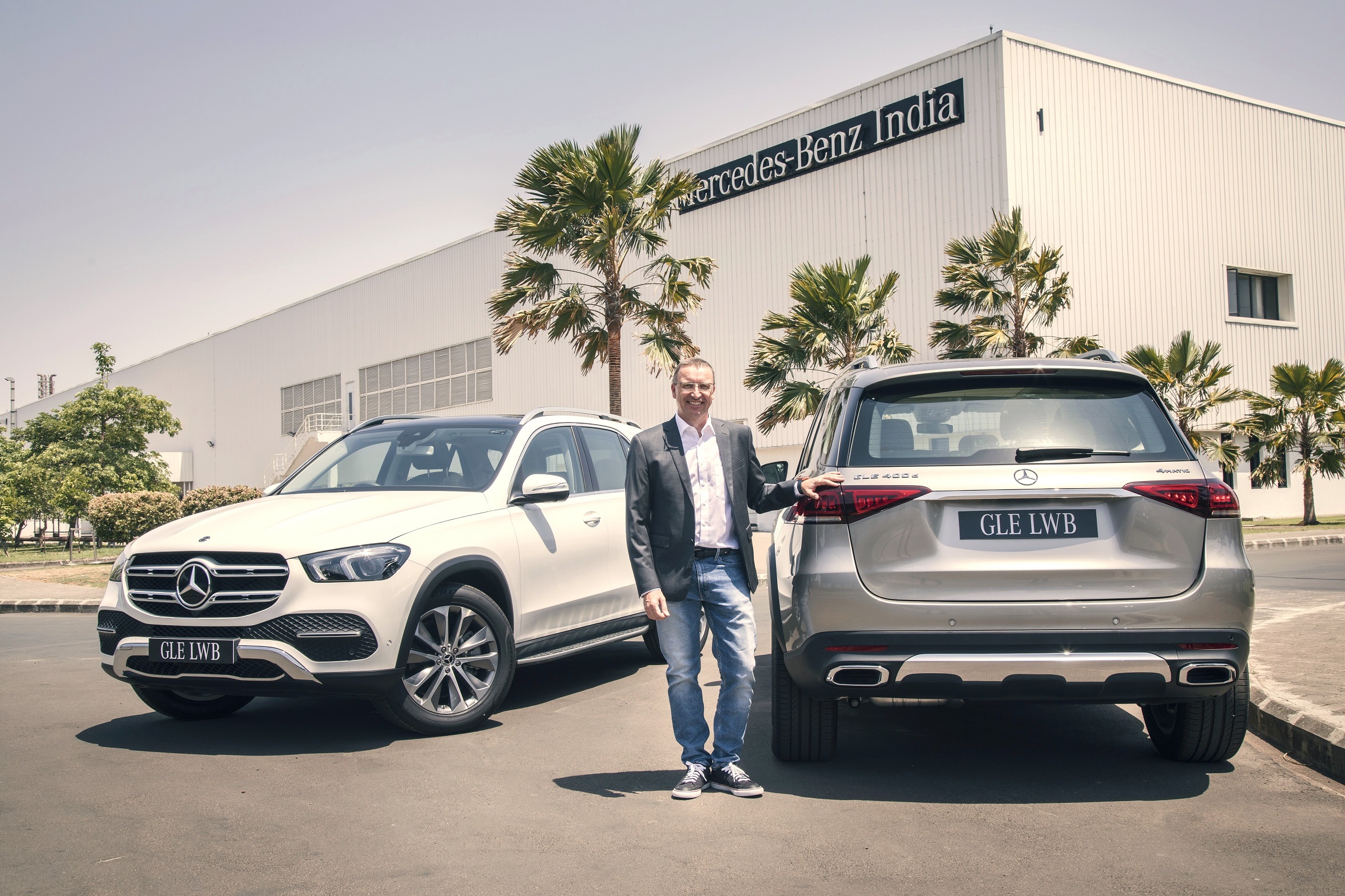 Mercedes-Benz GLE 450 LWB and 400 d LWB launched in India Mercedes-Benz GLE 450 LWB and 400 d LWB launched in India