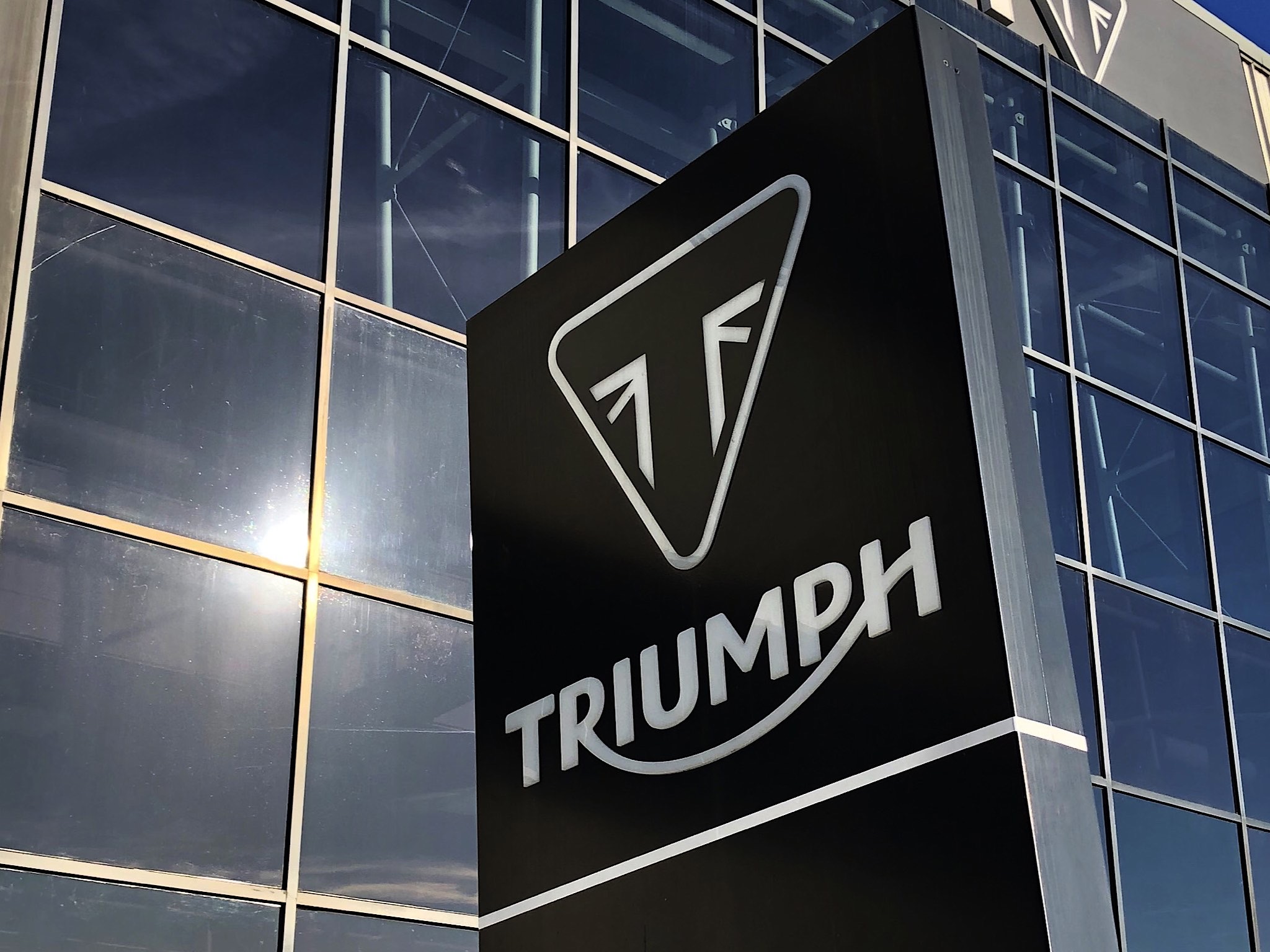 Triumph Motorcycles to lay off 400 employees