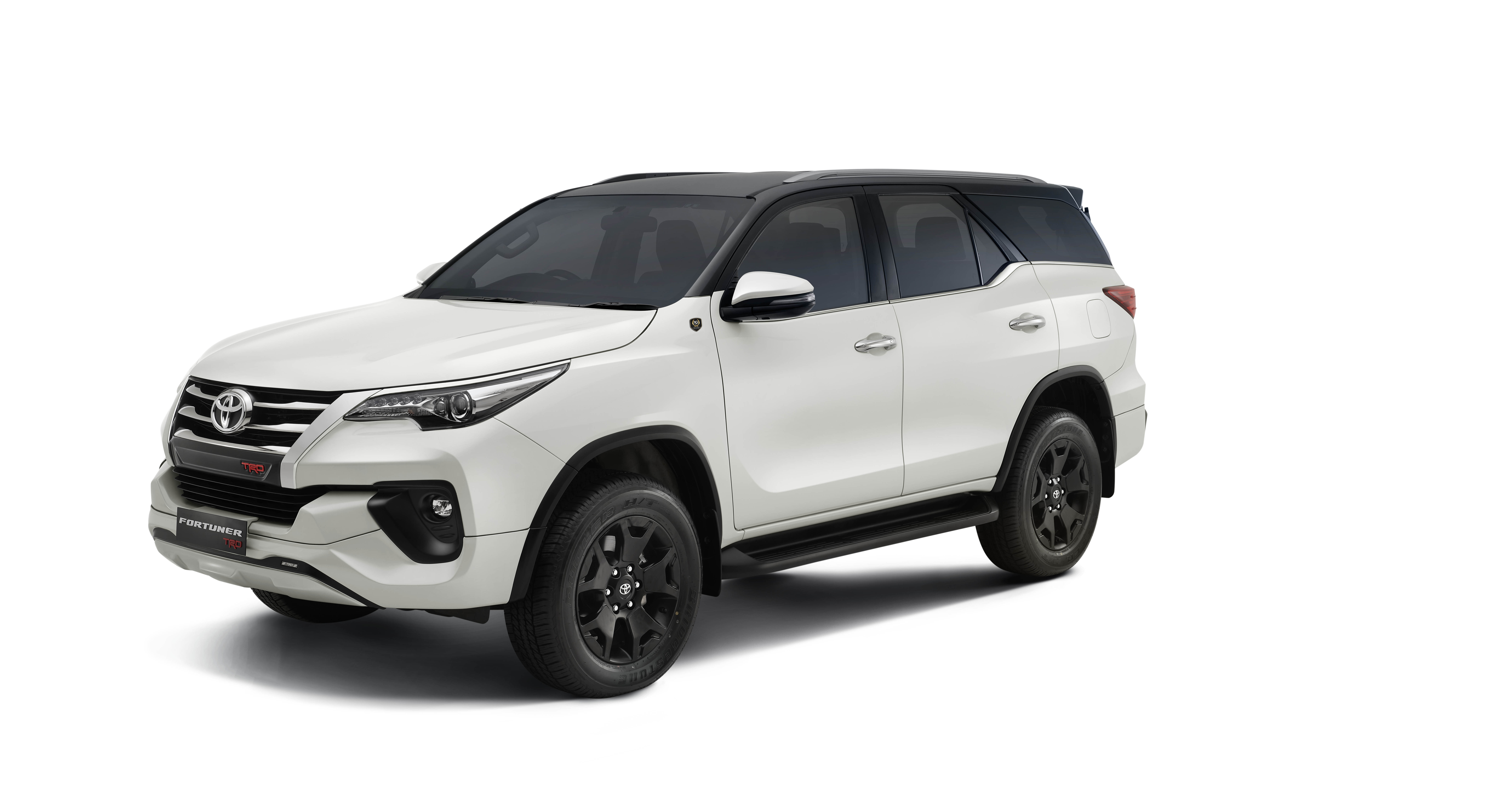 Facelifted Toyota Fortuner to be revealed on June 4 Facelifted Toyota Fortuner to be revealed on June 4