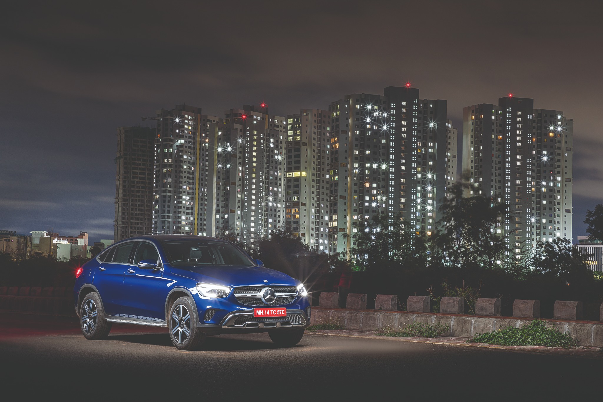 The night is dark and full of revs: Driving the Mercedes-Benz GLC Coupe 300d after dark The night is dark and full of revs: Driving the Mercedes-Benz GLC Coupe 300d after dark