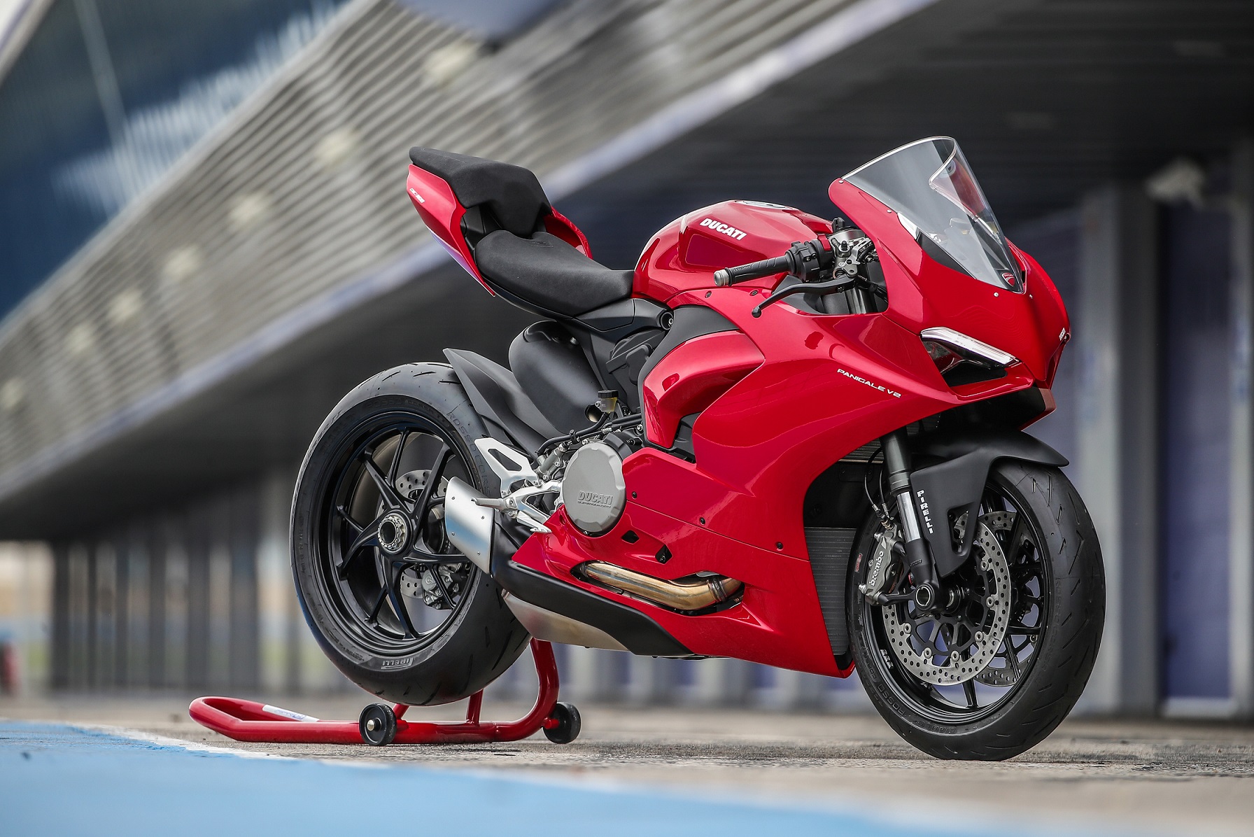 Ducati Panigale V2 launched in India at Rs 16.99 lakh Ducati Panigale V2 launched in India at Rs 16.99 lakh