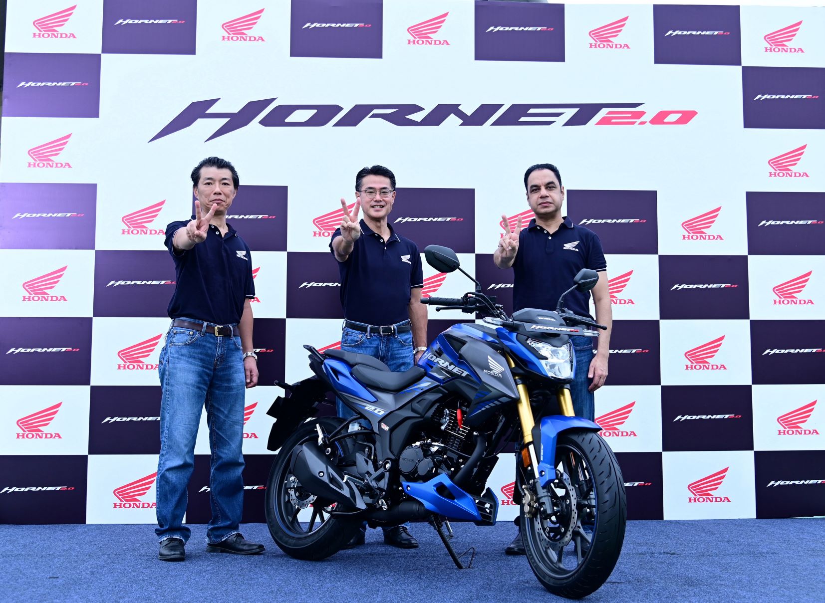 Honda Hornet 2.0 launched at Rs 1.26 lakh Honda Hornet 2.0 launched at Rs 1.26 lakh