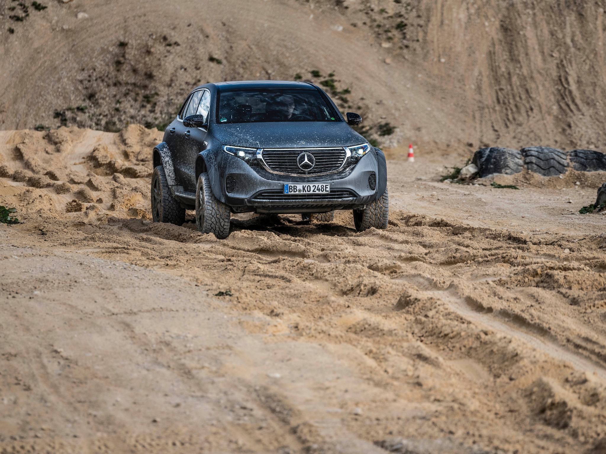 Mercedes-Benz showcases the EQC 4x4² – a nutty electric off-roader Mercedes-Benz showcases the EQC 4x4² – a nutty electric off-roader