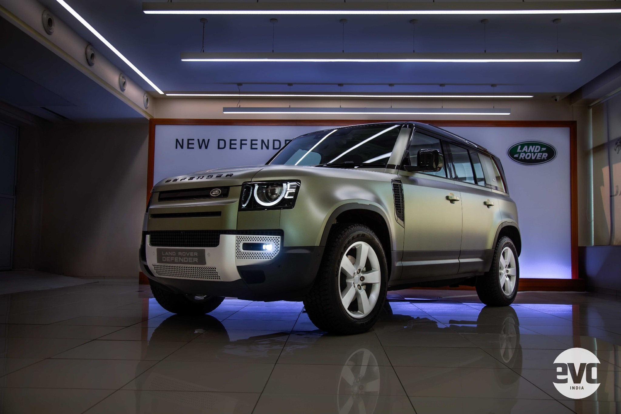 Land Rover Defender 110: Detailed first look and features Land Rover Defender 110: Detailed first look and features