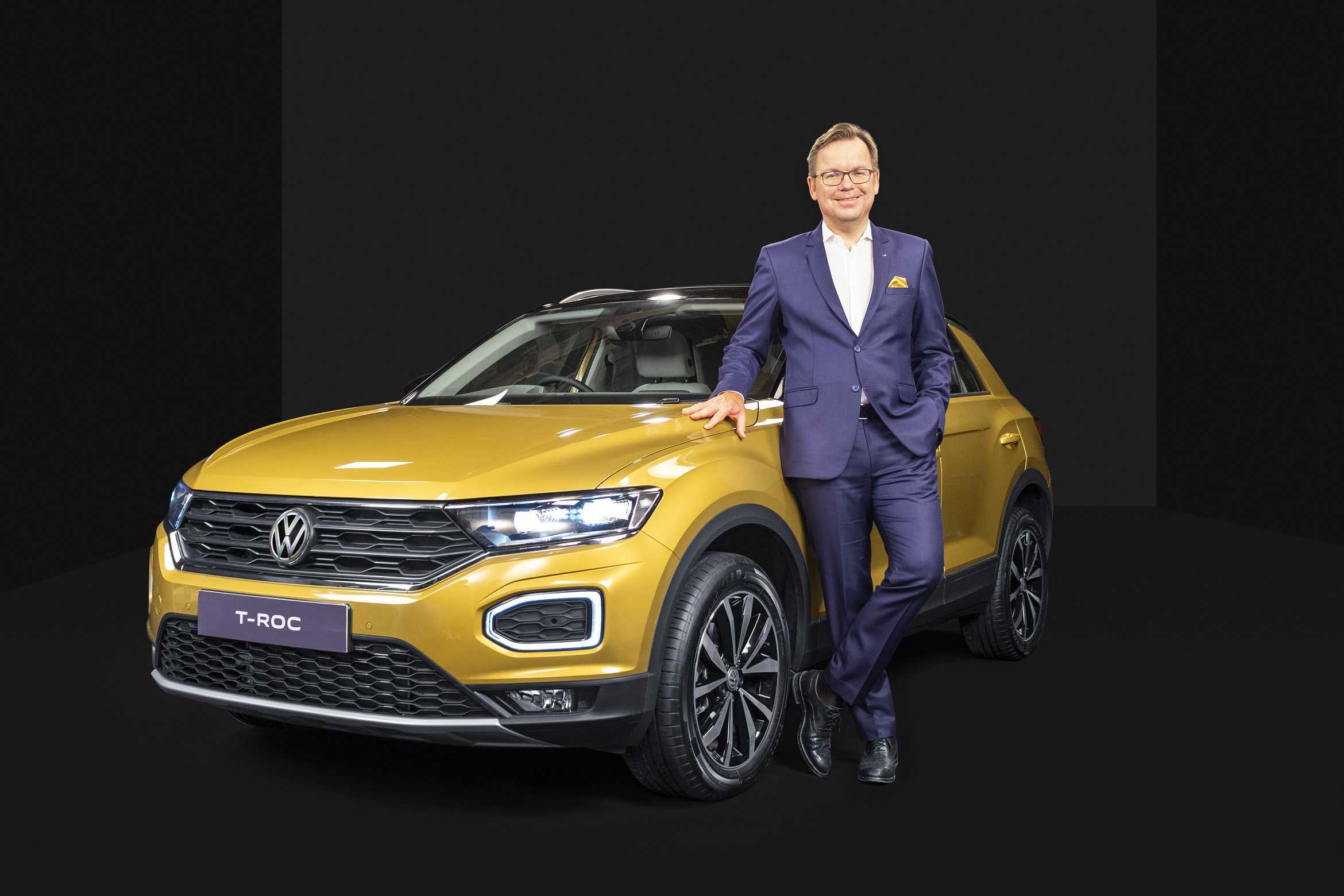 Ashish Gupta to succeed Steffen Knapp as the new director of Volkswagen India Ashish Gupta to succeed Steffen Knapp as the new director of Volkswagen India