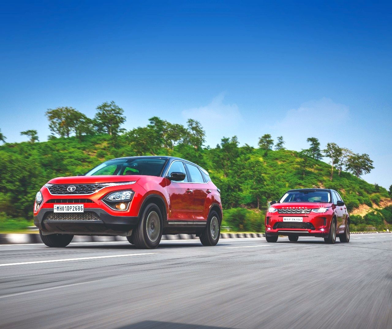 Tata Harrier and Land Rover Discovery Sport on Trippin with LemonTree Hotels! Tata Harrier and Land Rover Discovery Sport on Trippin with LemonTree Hotels!
