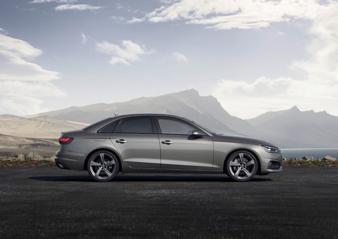 Audi India opens bookings for the new A4 Audi India opens bookings for the new A4