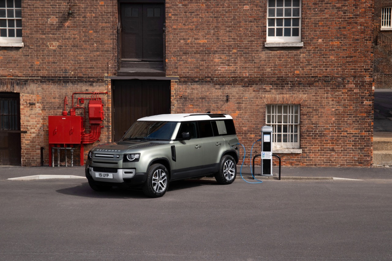 Bookings open for the new Land Rover Defender Plug-In Hybrid Bookings open for the new Land Rover Defender Plug-In Hybrid
