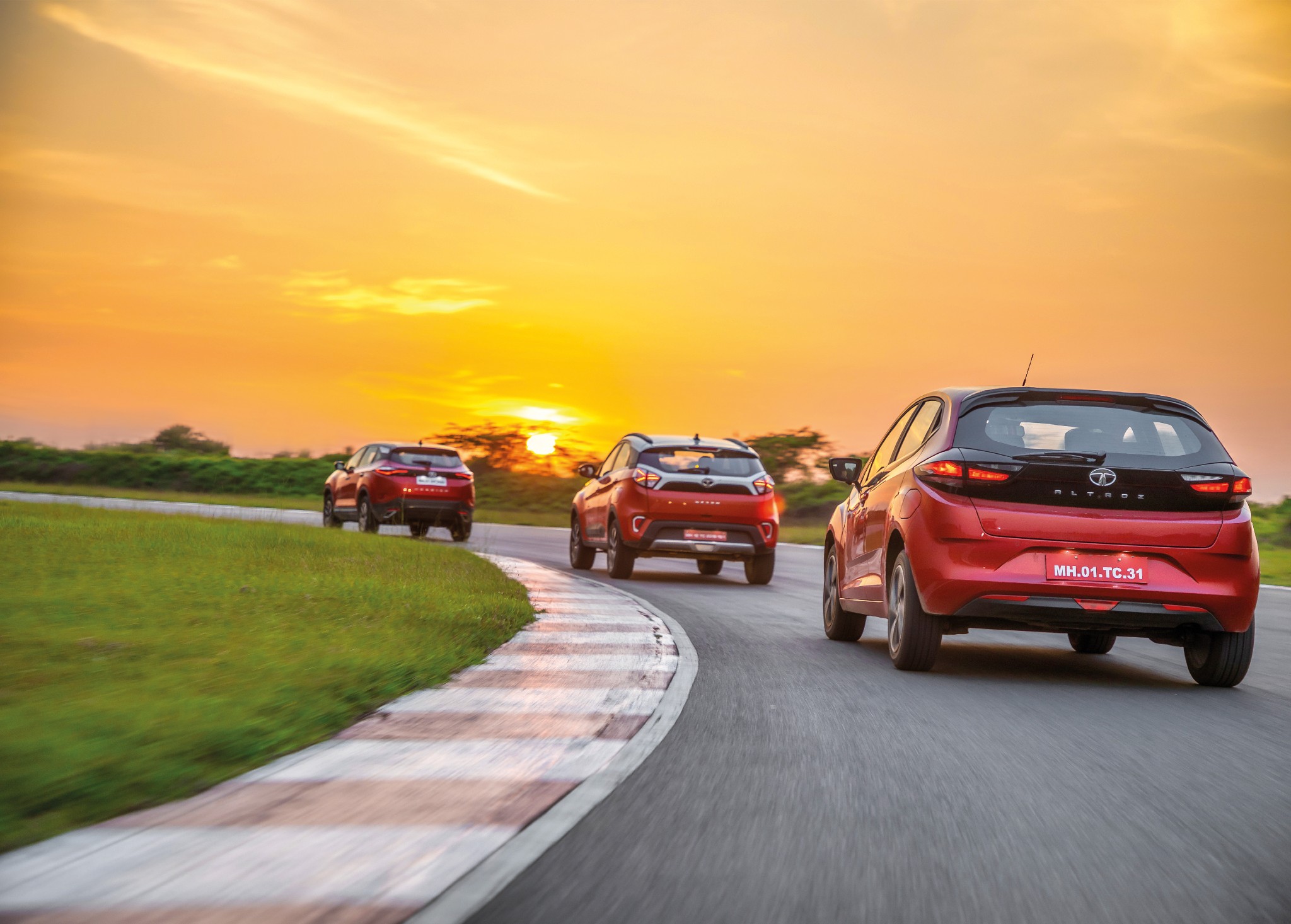 The Thrill of Diesel Part 3: Testing the dynamics of the Tata Altroz, Nexon and Harrier out on track The Thrill of Diesel Part 3: Testing the dynamics of the Tata Altroz, Nexon and Harrier out on track