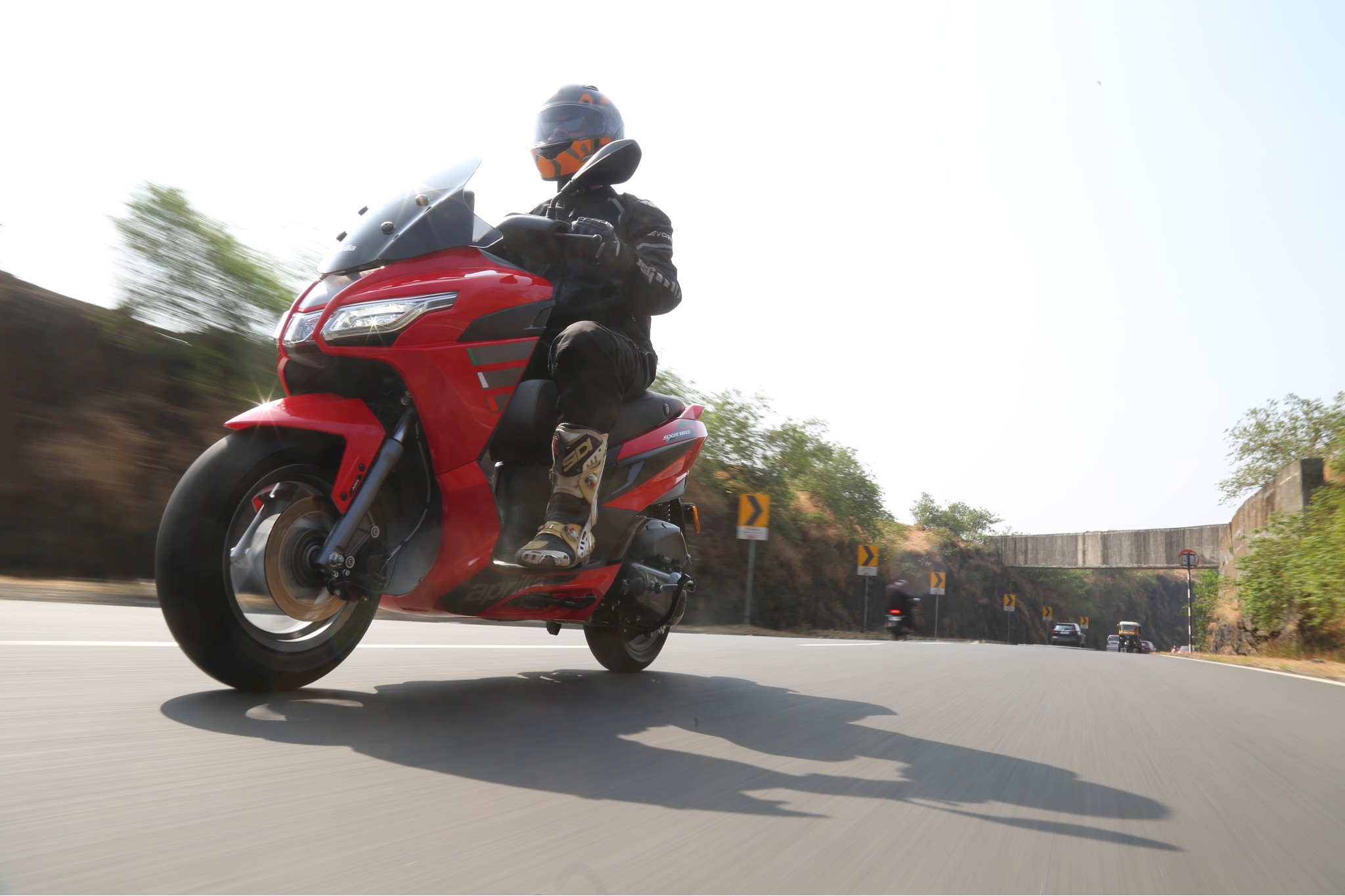 Aprilia SXR 160 first ride review Aprilia SXR 160 first ride review