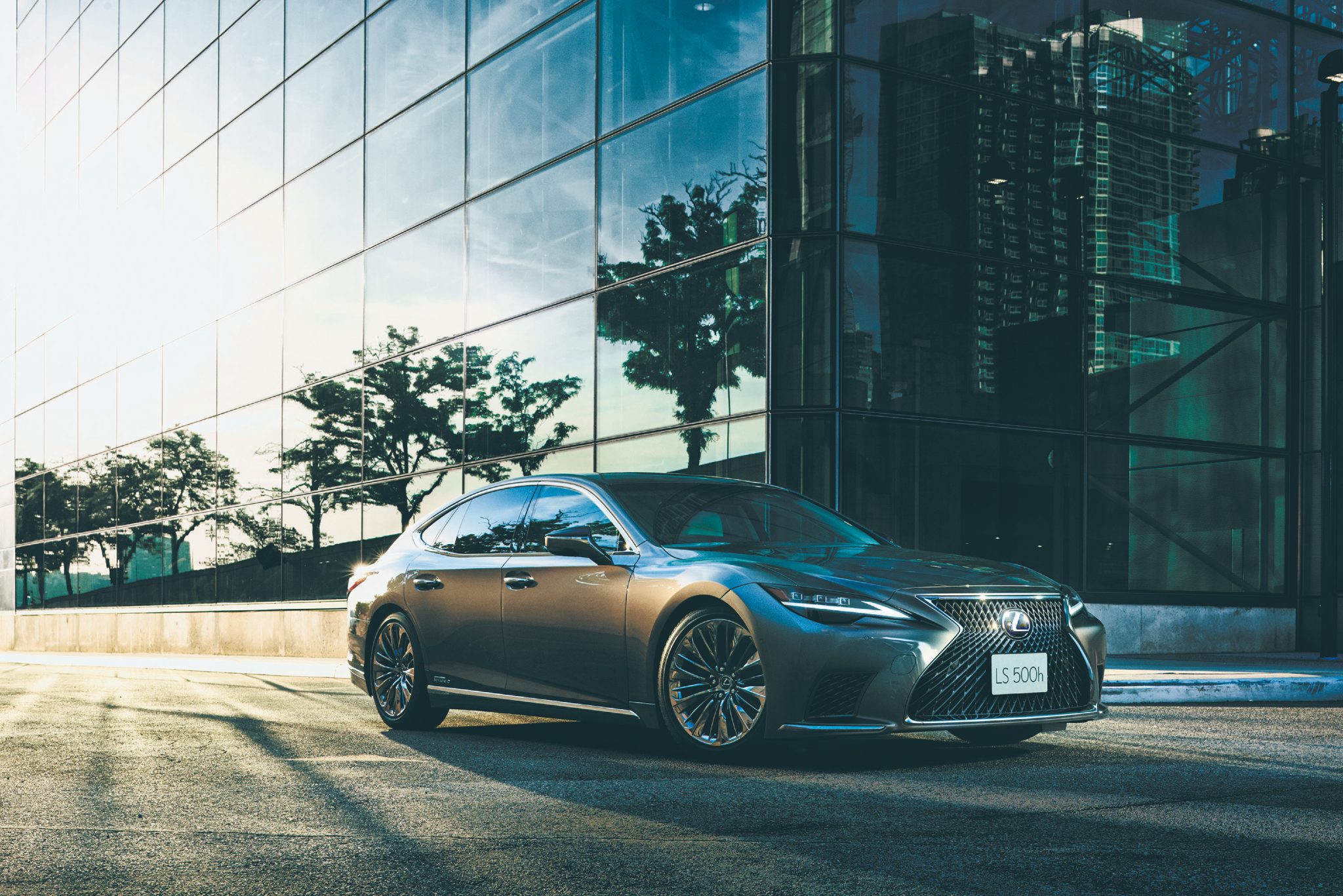 Lexus LS 500h Nishijin variant launched at Rs 2.22 crore Lexus LS 500h Nishijin variant launched at Rs 2.22 crore