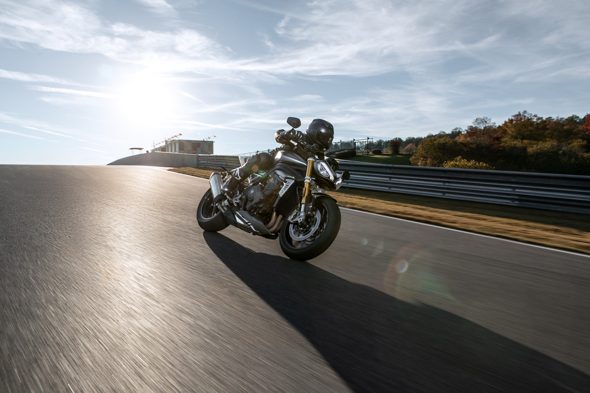 Triumph Speed Triple 1200 RS launched at Rs 16.95 lakh Triumph Speed Triple 1200 RS launched at Rs 16.95 lakh