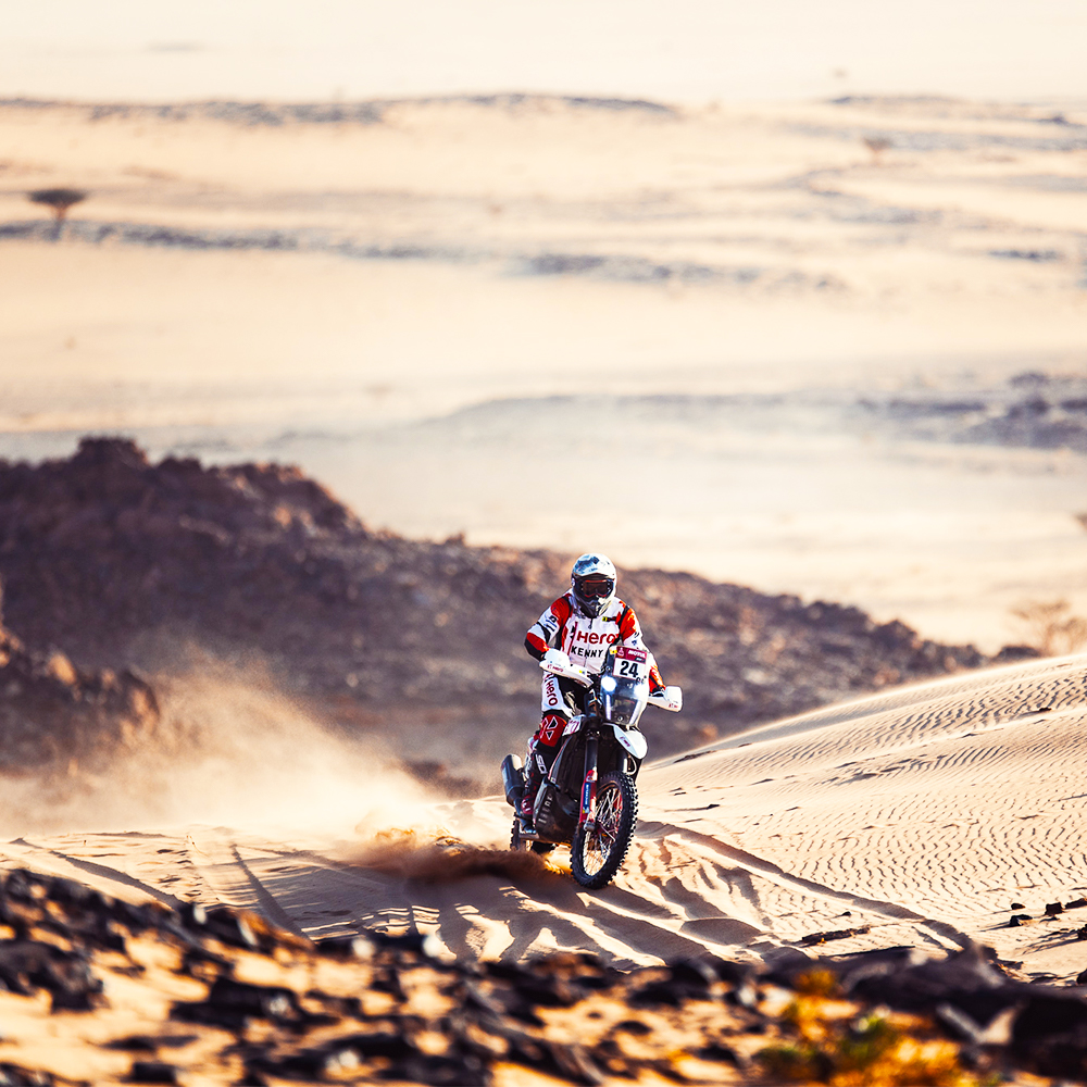Dakar 2021 Stage 4 | CS Santosh crashes out, Joaquim Rodrigues finishes strong Dakar 2021 Stage 4 | CS Santosh crashes out, Joaquim Rodrigues finishes strong
