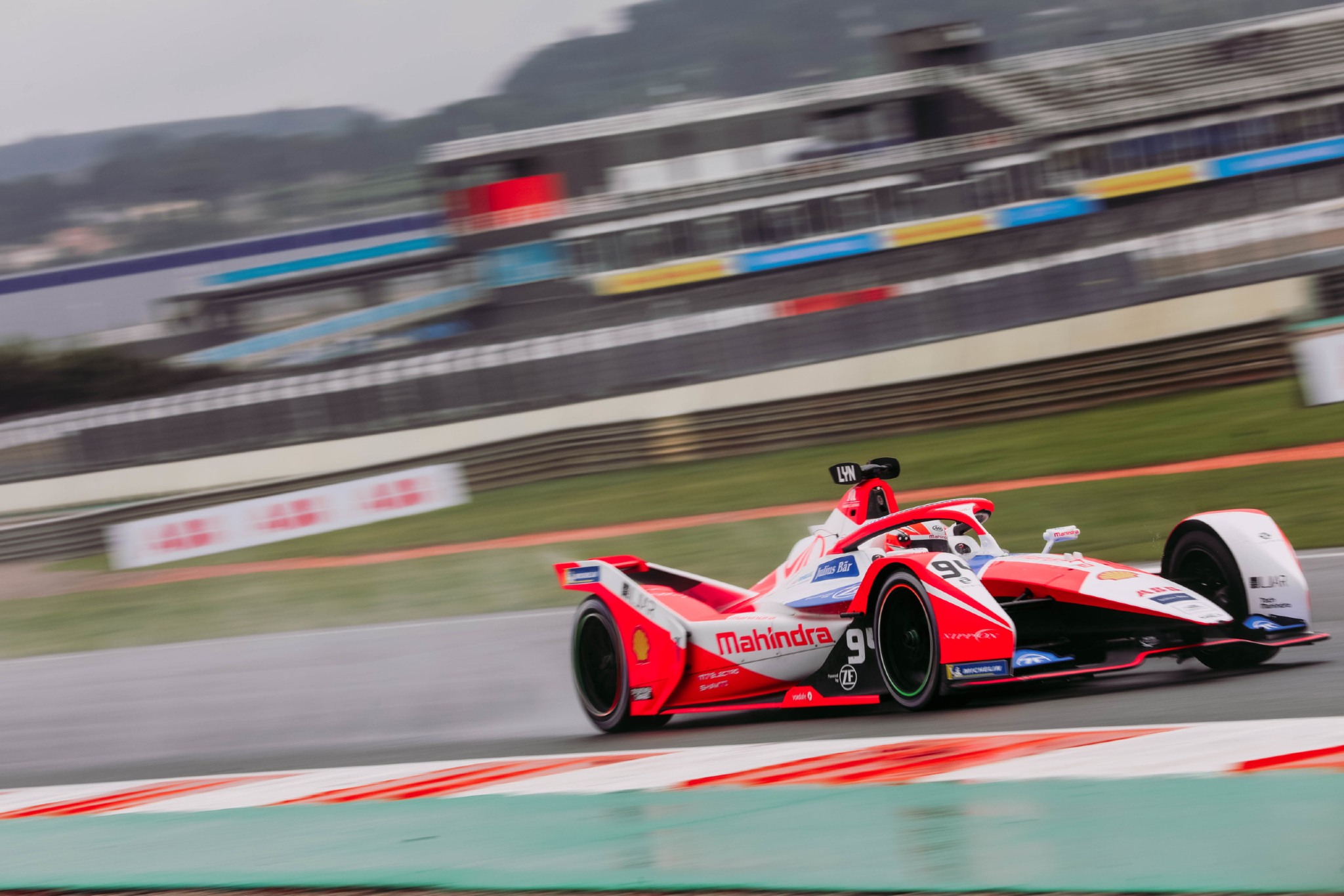 First Formula E podium finish for Alex Lynn in Valencia First Formula E podium finish for Alex Lynn in Valencia
