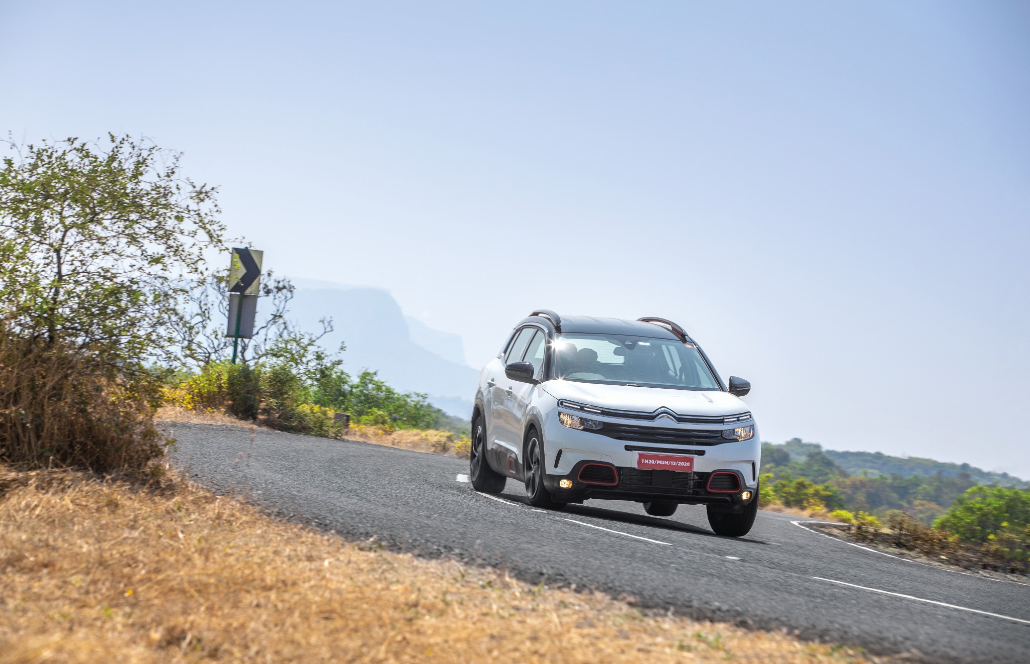 Citroen C5 Aircross launched in India at Rs 29.90 lakh Citroen C5 Aircross launched in India at Rs 29.90 lakh