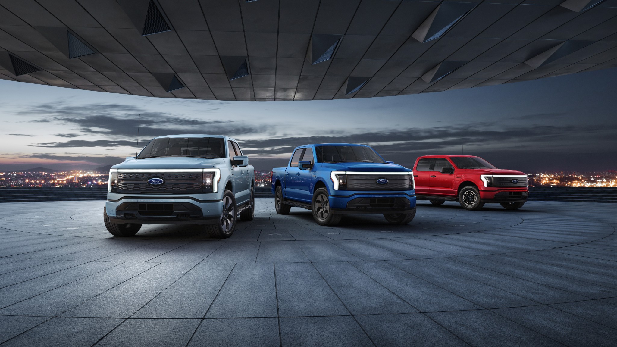 2022 Ford F-150 Lightning EV pickup revealed