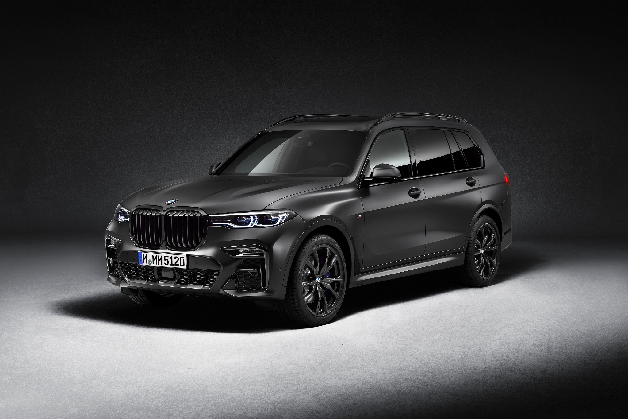 BMW X7 M50d Dark Shadow Edition launched at Rs 2.02 crore BMW X7 M50d Dark Shadow Edition launched at Rs 2.02 crore