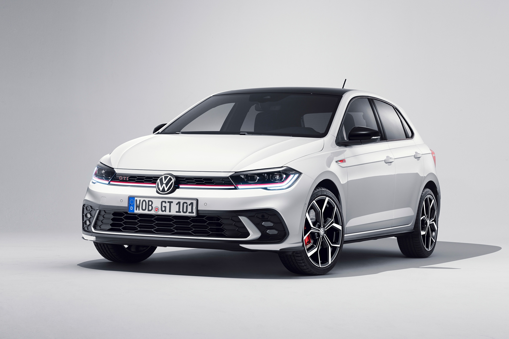 Volkswagen Polo GTI facelift revealed Volkswagen Polo GTI facelift revealed