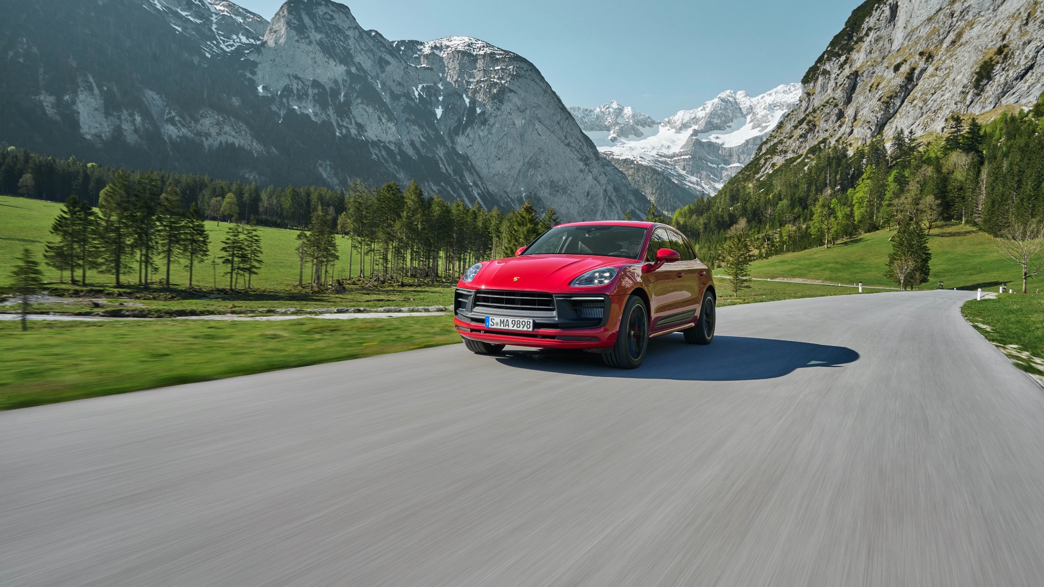 Porsche Macan facelift unveiled, gets an increase and power and additional technology Porsche Macan facelift unveiled, gets an increase and power and additional technology