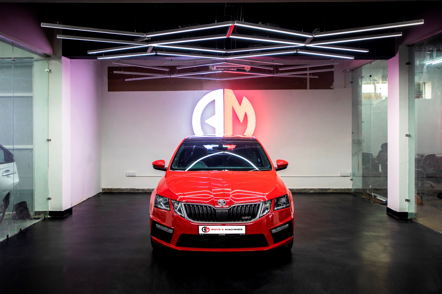 Used supercar retailer Boys and Machines inaugurates car service facility