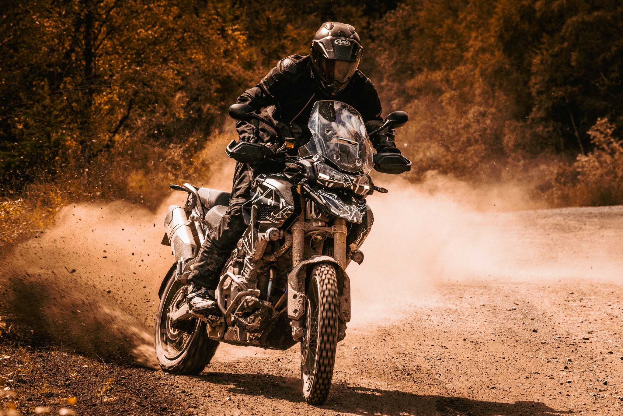 2022 Triumph Tiger 1200 teaser out 2022 Triumph Tiger 1200 teaser out