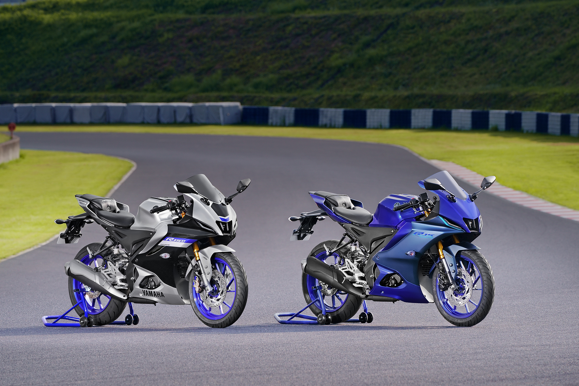 Yamaha R15 v4 and R15M launched in India, prices start at Rs 1.67 lakh Yamaha R15 v4 and R15M launched in India, prices start at Rs 1.67 lakh