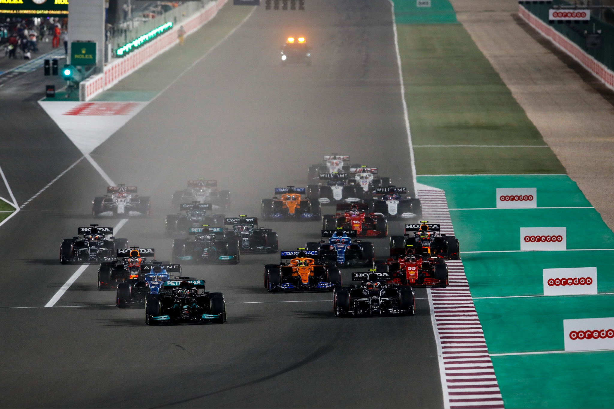 A Hamilton victory along with an Alonso podium | Top 5 2021 F1 Qatar GP Analysis A Hamilton victory along with an Alonso podium | Top 5 2021 F1 Qatar GP Analysis